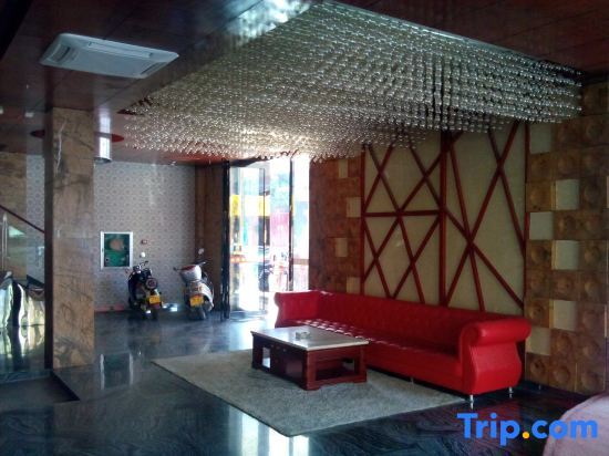 Шаньлинь: Jin Ting Holiday Inn