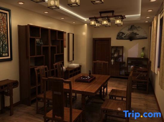Цзилинь: Days Wyndham Hotel jilin Railway Station