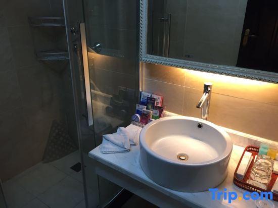 Чжэньцзян: Xinheyuan Hotel Yangzhong