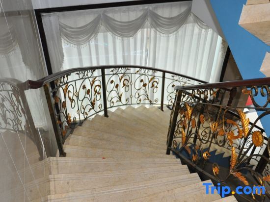 Чичжоу: Chizhou Jiuhua Hotel Fortune House