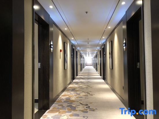 Линьи: Dige Yijia Hotel