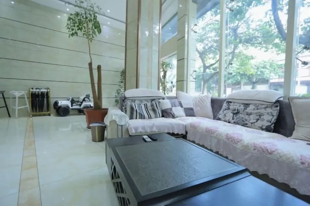 Мэнцзы: Langting Leisure Hotel