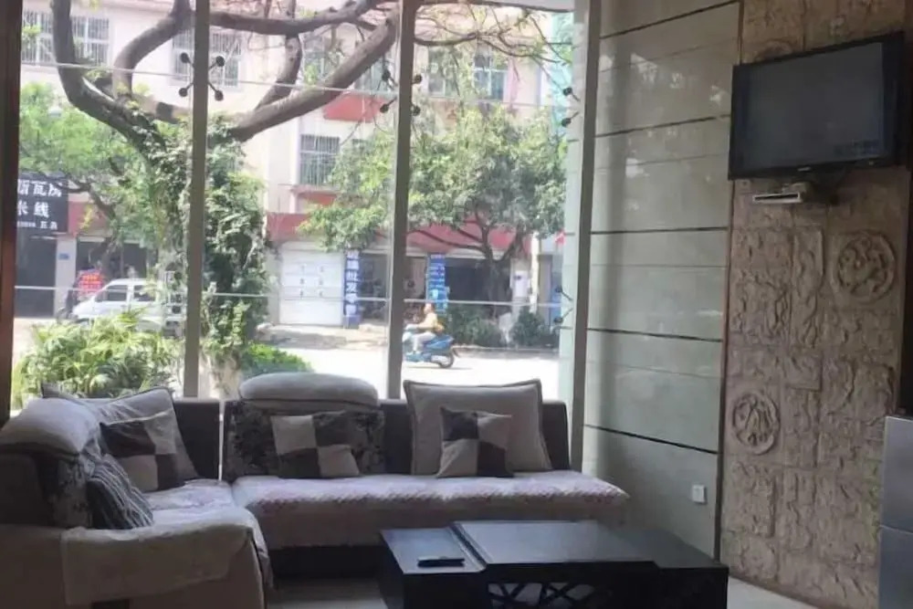 Мэнцзы: Langting Leisure Hotel