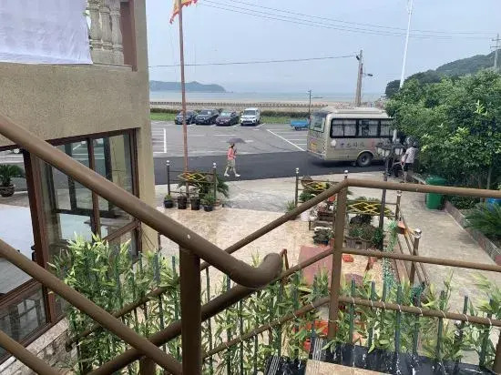 Чжоушань: Taohuadao Tianlong Villa Beach Hotel