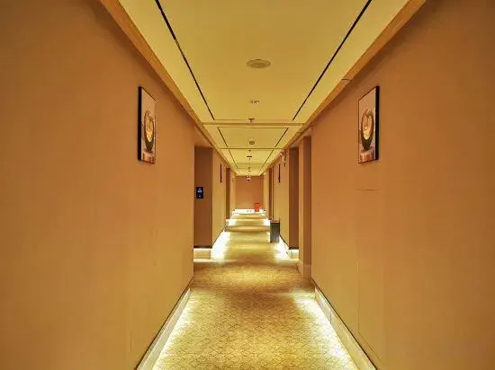 Фучжоу: Mountains & Rivers Hotel