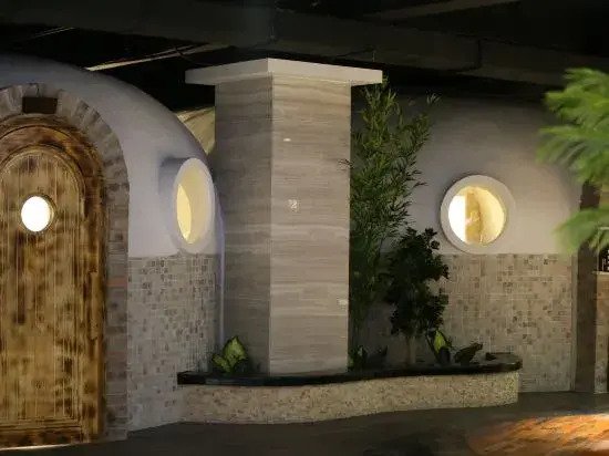Чаоян: Jinlongtan Leisure Business Hotel
