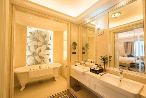Тайчжоу: Pengxin International Hotel