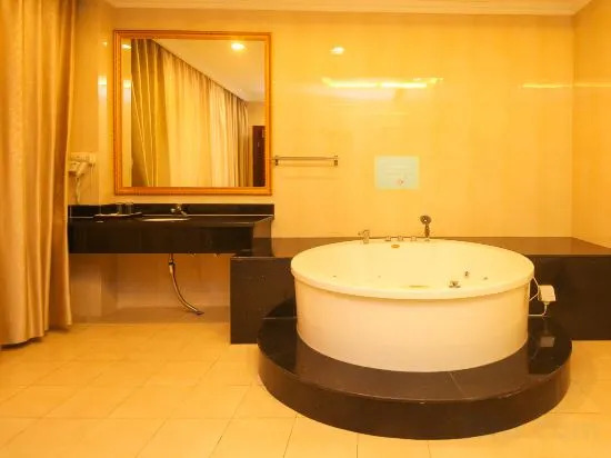 Тайчжоу: Jiangyan Harmony 168 Business Hotel