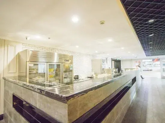Цзясинь: Chunqiu Hotel