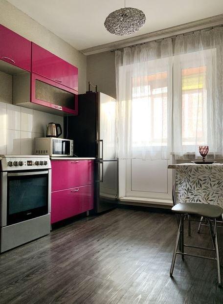 Красноярск: Династия на улице Дмитрия Мартынова 25