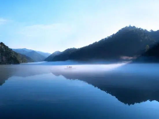 Цзиньюань: Yingde Liyang Gorge Liquan Riverview Resort