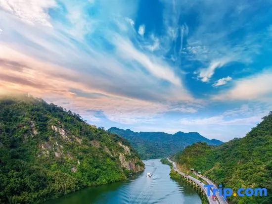 Цзиньюань: Yingde Liyang Gorge Liquan Riverview Resort