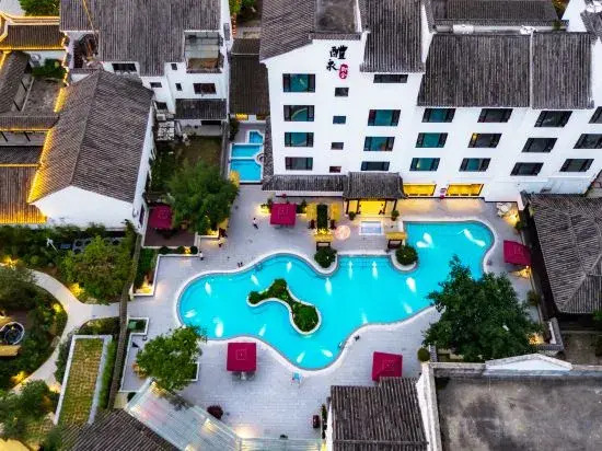 Цзиньюань: Yingde Liyang Gorge Liquan Riverview Resort