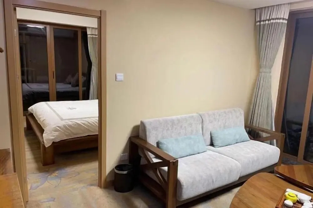 Чжоушань: Qingnian Yuesha Holiday Apartment