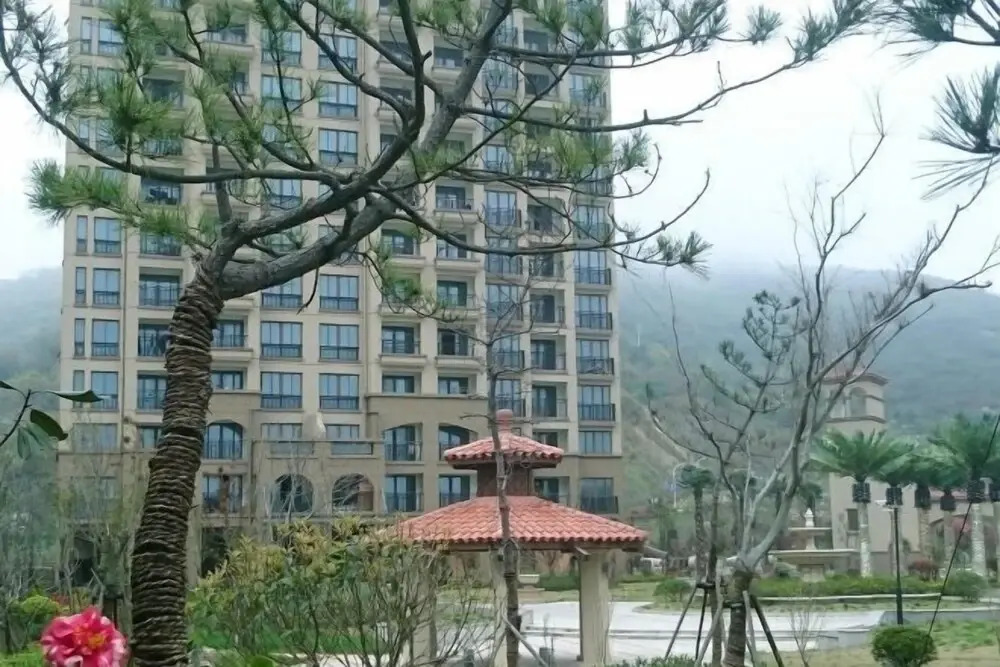 Чжоушань: Qingnian Yuesha Holiday Apartment