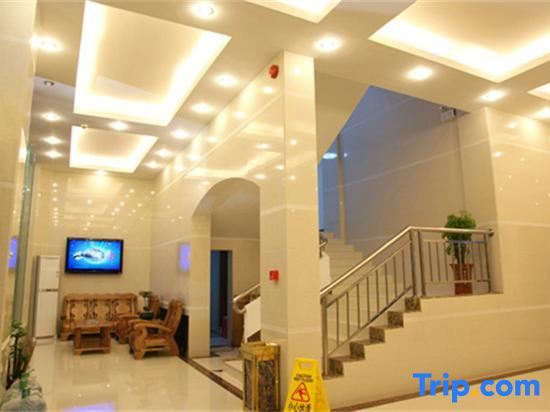 Джиангме: Hilton Hotel