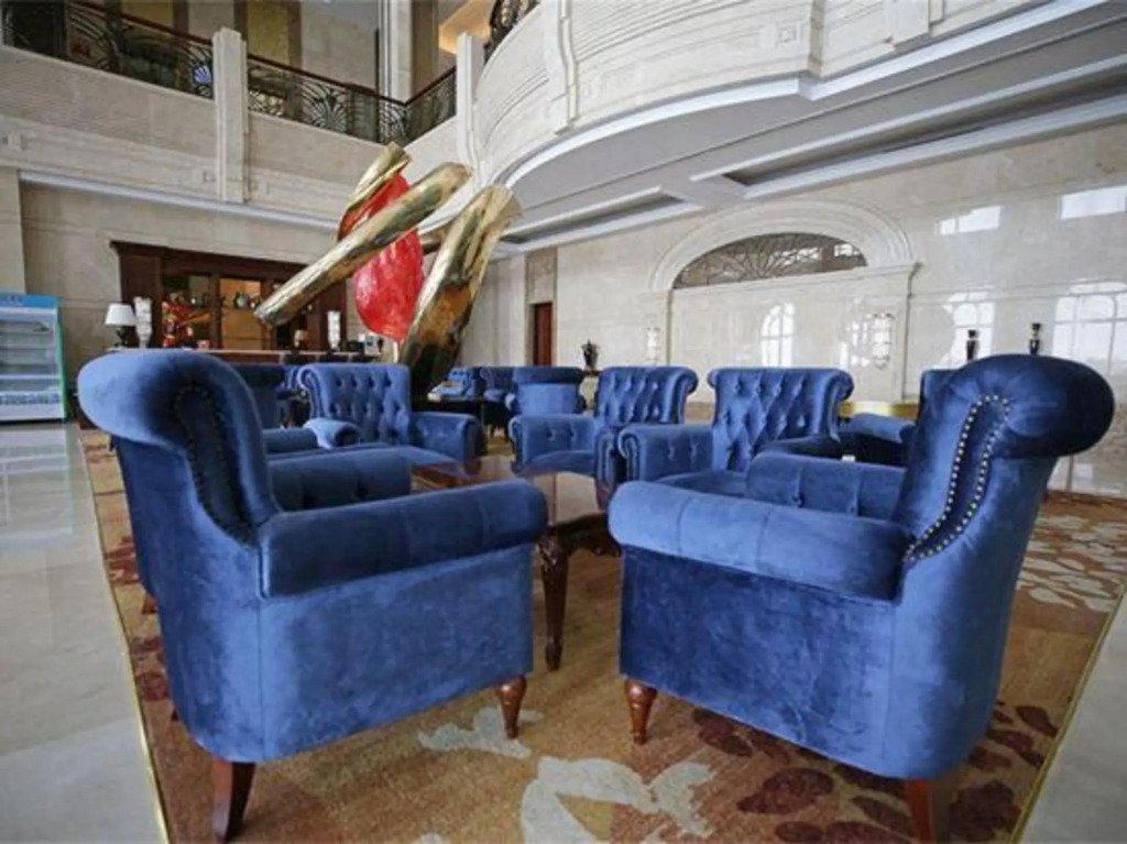 Хэйхэ: Heihe Yinjian Jianguo Hotel