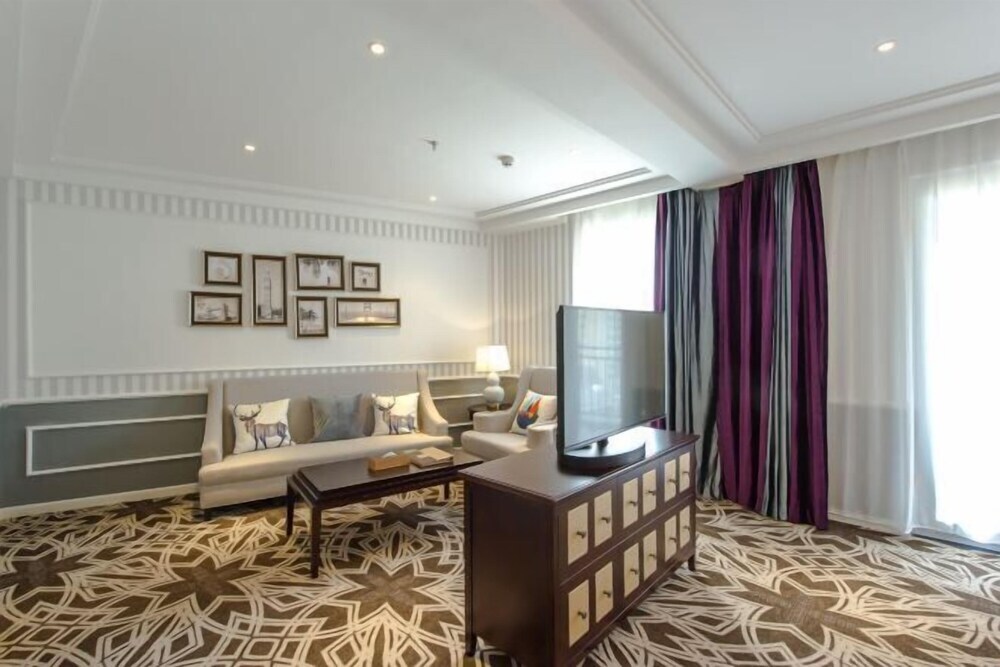 Гуйлинь: Holiday Inn Guilin Windsor (Lingui Wanda Plaza Liangjiang Airport)