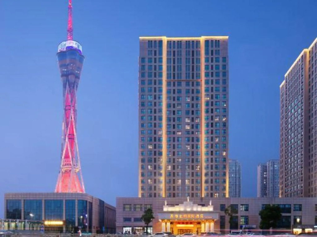 Чжэнчжоу: Vienna International Hotel (Zhengzhou FU Tower Metro Station)