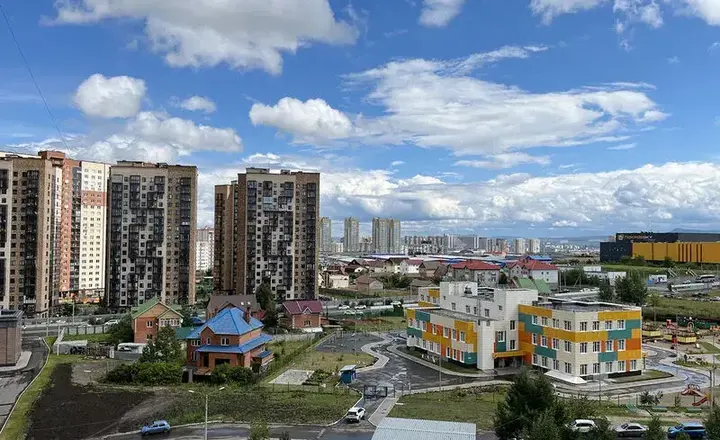 Красноярск: Династия на ул. Караульная
