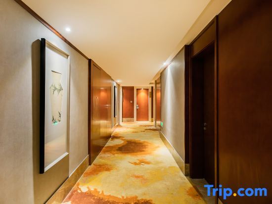 Хучжоу: Courtyard by Marriott Anji