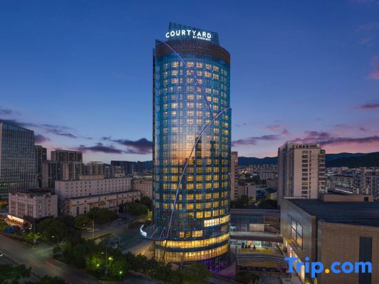 Хучжоу: Courtyard by Marriott Anji