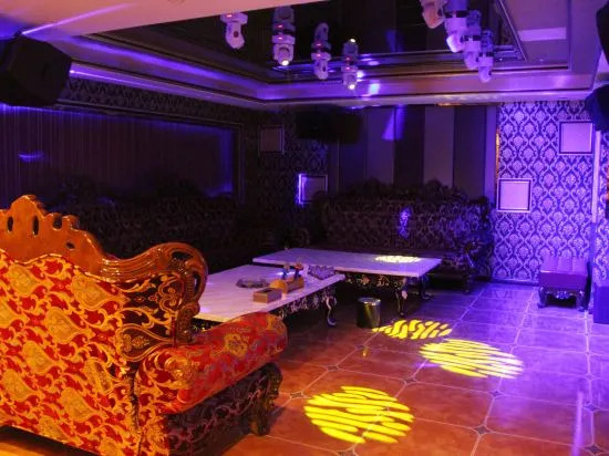 Яань: Gezi Hua Grand Hotel