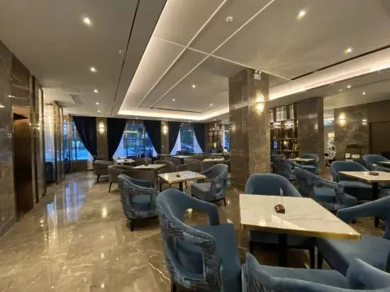 Ваньнин: Chengjie Business Hotel (Wanning City Center High-speed Railway Station)