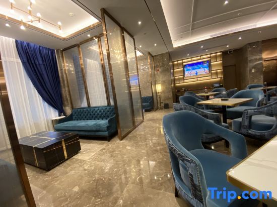 Ваньнин: Chengjie Business Hotel (Wanning City Center High-speed Railway Station)
