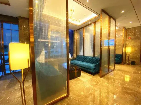 Ваньнин: Chengjie Business Hotel (Wanning City Center High-speed Railway Station)
