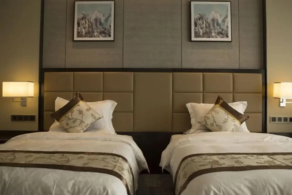 Гуюань: Huaqi Earl Hotel