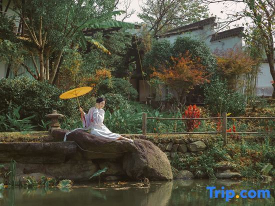 Хуаншань: Hongcun Tachuan Academy · daotingxi zhumeisu