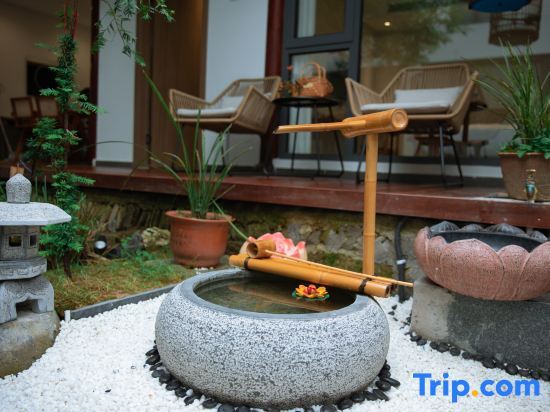 Хуаншань: houxiangruyue homestay
