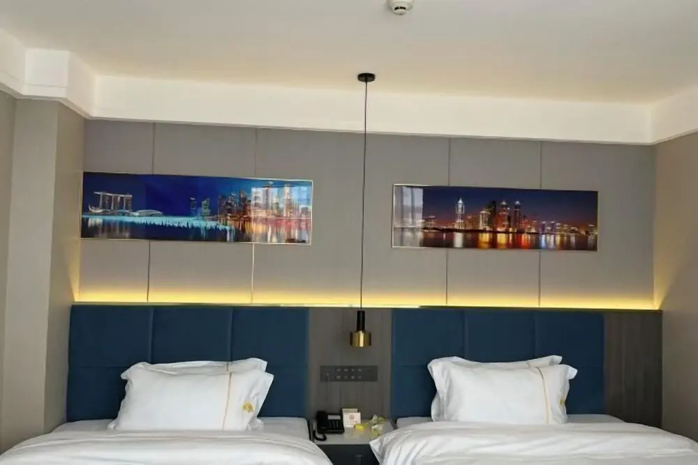 Чжаоцин: Dengfeng Hotel (Jiefang North Road Branch)