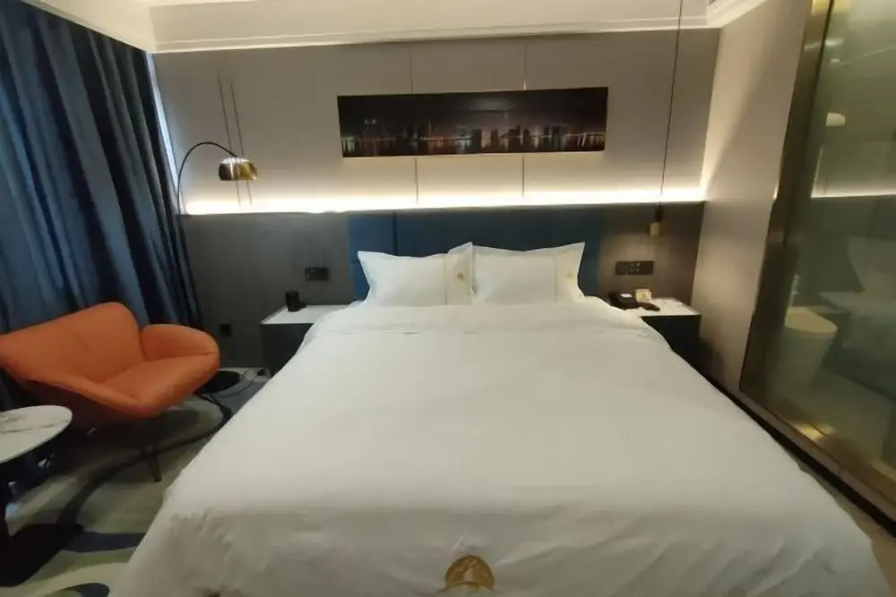 Чжаоцин: Dengfeng Hotel (Jiefang North Road Branch)