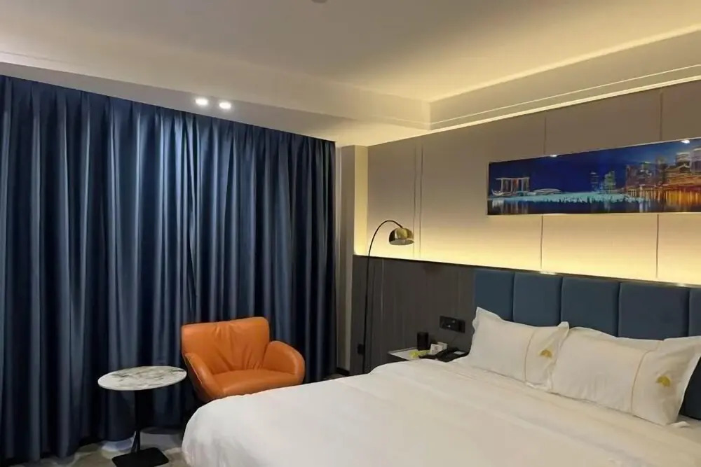 Чжаоцин: Dengfeng Hotel (Jiefang North Road Branch)
