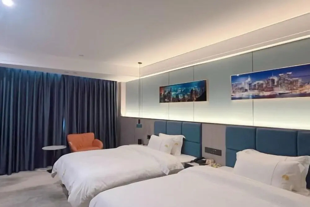 Чжаоцин: Dengfeng Hotel (Jiefang North Road Branch)