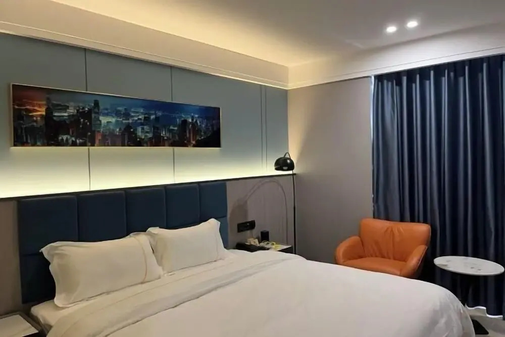 Чжаоцин: Dengfeng Hotel (Jiefang North Road Branch)