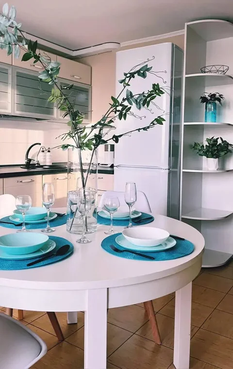 Красноярск: Династия на улице Весны 25