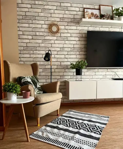 Красноярск: Династия на улице Весны 25