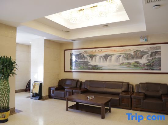 Хэйхэ: Qinghua Shengqiao Business Hotel