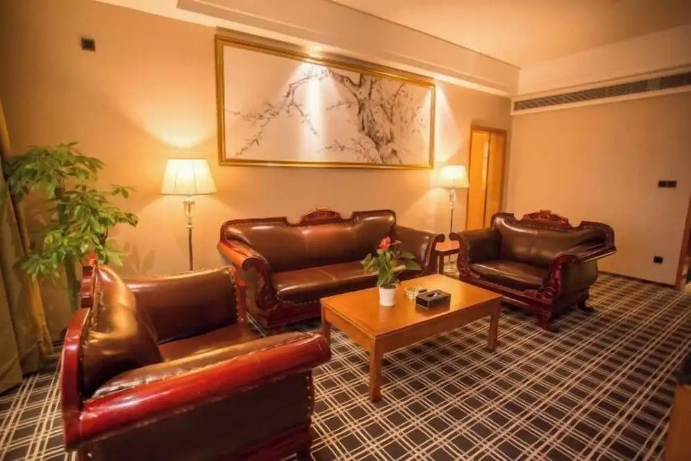 Юнчжоу: Starshar Hotel