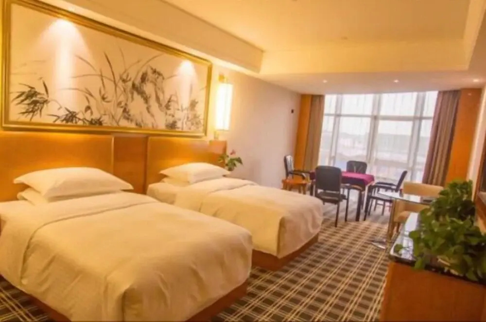 Юнчжоу: Starshar Hotel