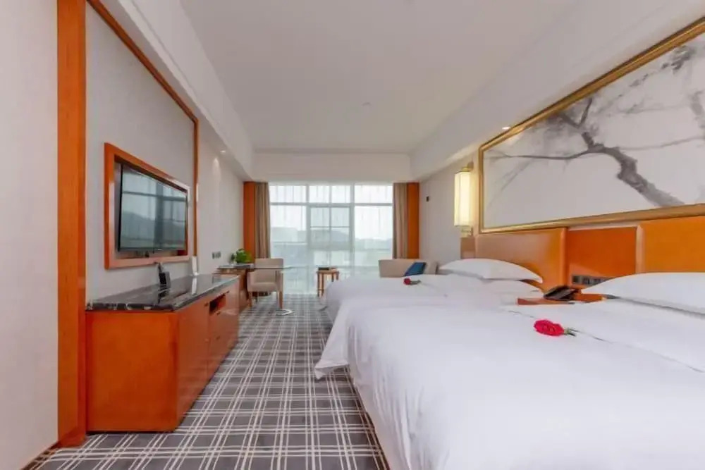 Юнчжоу: Starshar Hotel