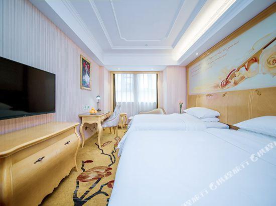Ухань: Vienna International Hotel (Wuhan Tianhe Airport Panlongcheng Songjiagang Metro Station)