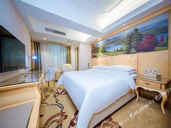Ухань: Vienna International Hotel (Wuhan Tianhe Airport Panlongcheng Songjiagang Metro Station)