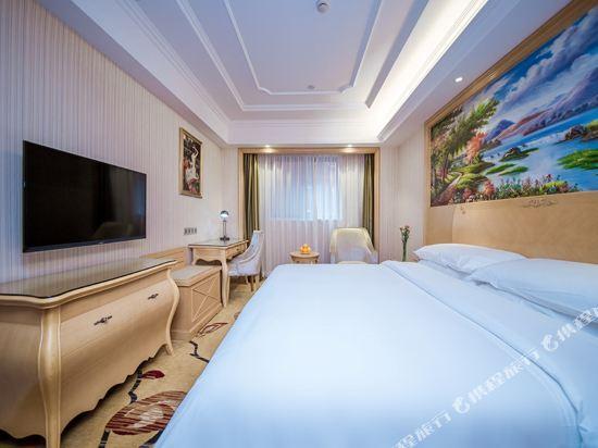 Ухань: Vienna International Hotel (Wuhan Tianhe Airport Panlongcheng Songjiagang Metro Station)
