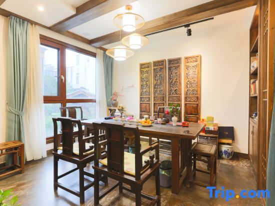 Шанграо: Wuyuan Fangzi Tea Residence (Wuyuan High-speed Railway Station Branch)
