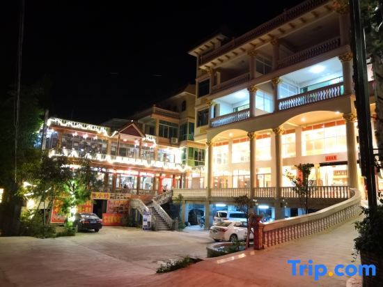 carousel image 0