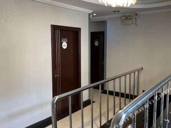 Харбин: Li DE shi express hotel, Harbin